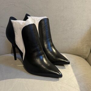 Steve Madden Dolly Heels NWOT